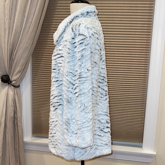 NWT Moka Faux Fur 3/4 Sleeve One Button Jacket - Picture 2 of 6